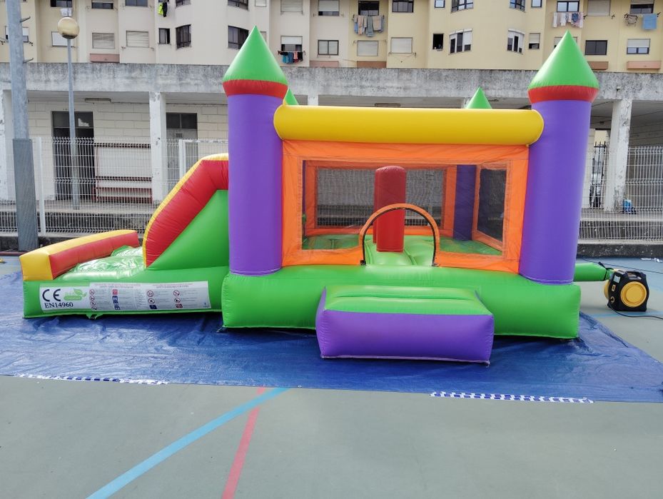 Insufláveis o dia todo