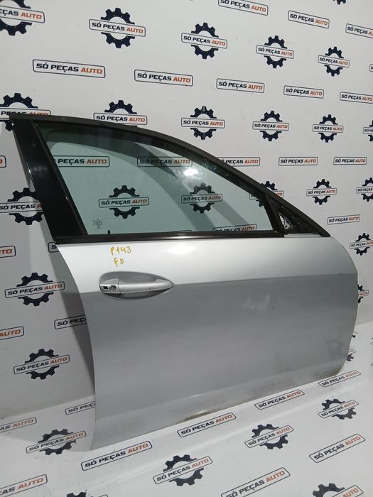 PORTA FRENTE DIREITA CINZA MERCEDES W212 E220 2.1CDI ANO: 2015