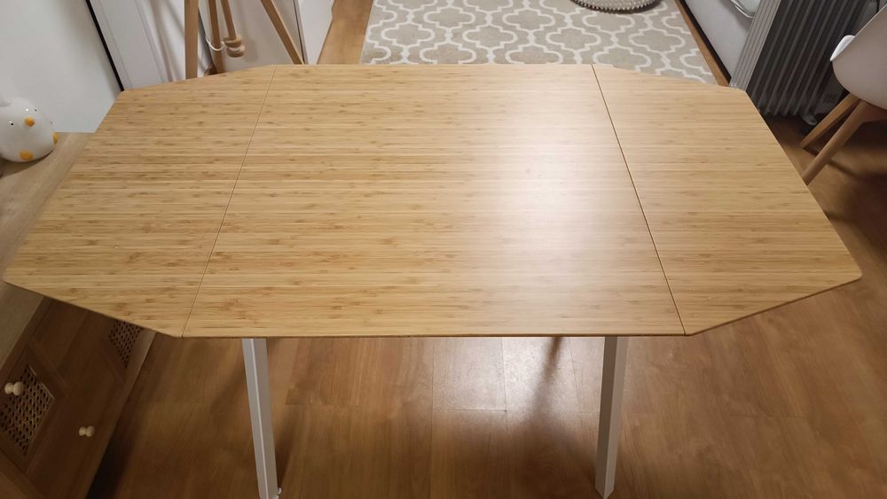 Mesa extensível IKEA bambu