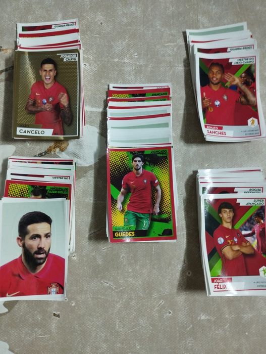 Cromos caderneta de Portugal 2022