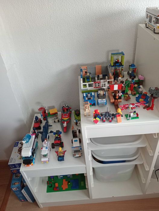 Vendo móvel com arrumação praticamente novo