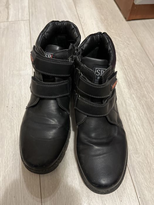 Черевики 37 розмір