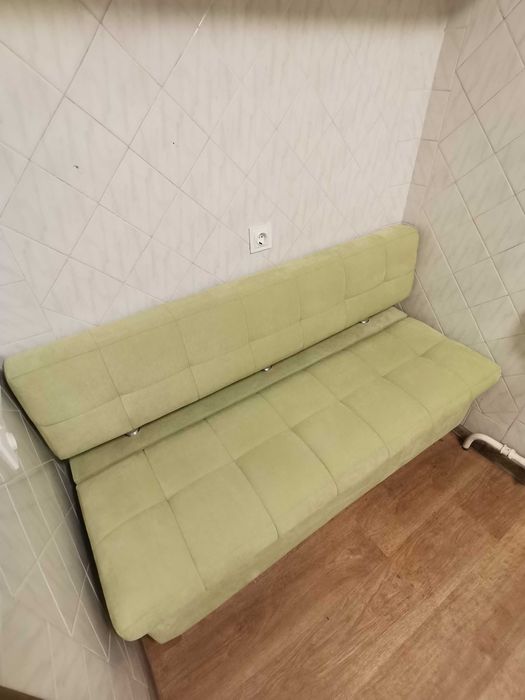 Хімчистка меблів на дому  Дивани матраців крісло стільці  ковролін