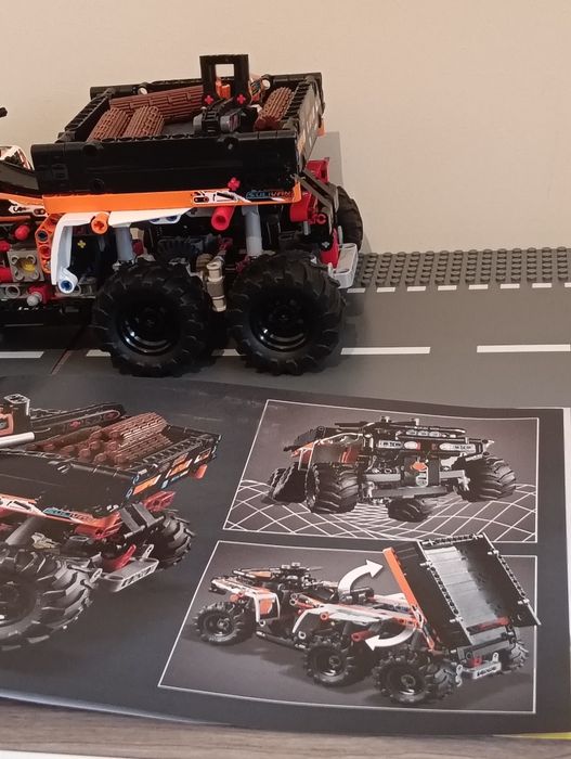 Lego Technic   All- Terrain Vehicle - 42139