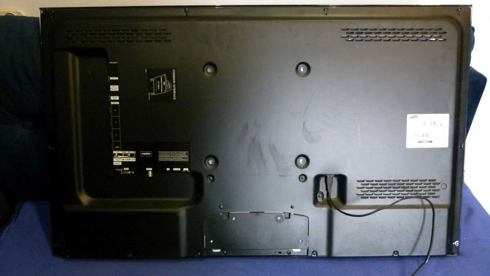 Telewizor Samsung 40'' UE40D5000 LED DLNA HDMI LAN SPRAWNY pilot