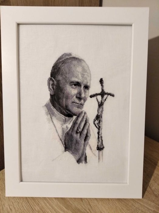 Papież Jan Paweł II haft krzyżykowy obraz rękodzieło prezent