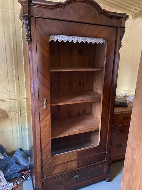 Kredens , witrynka , szafka - antyk