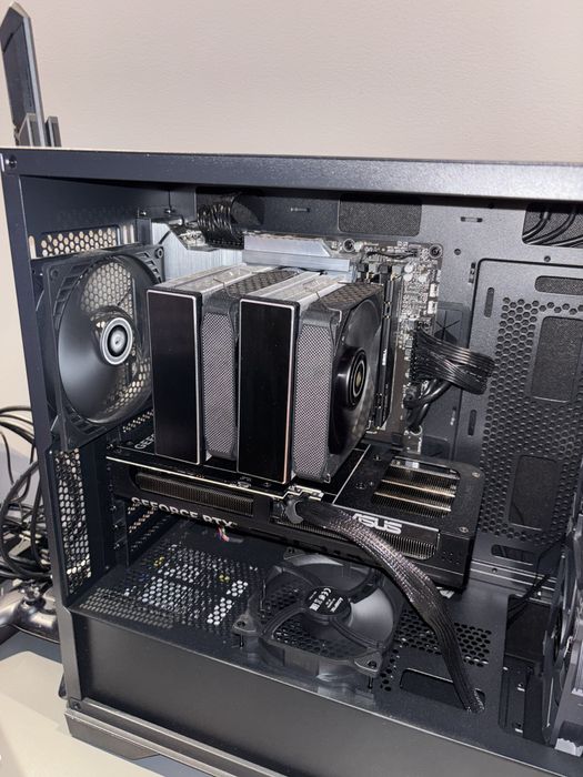 Computador personalizado (ver caracteristicas na foto final)