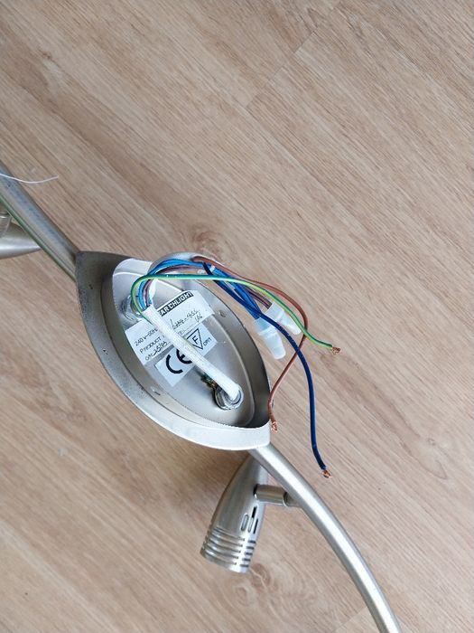 Canndeeiro de tecto 4 lampadas