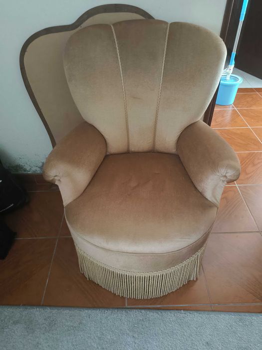 Poltrona usada mas em bom estado