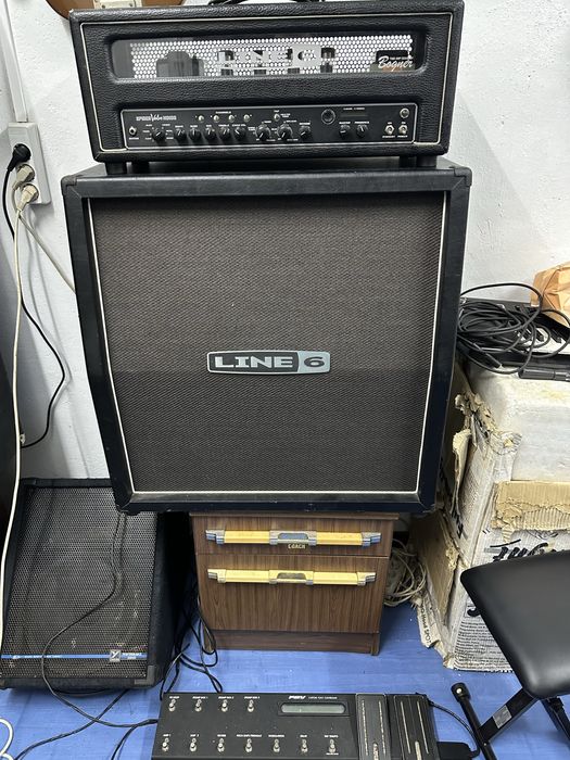 Amplificador com coluna e pedaleira