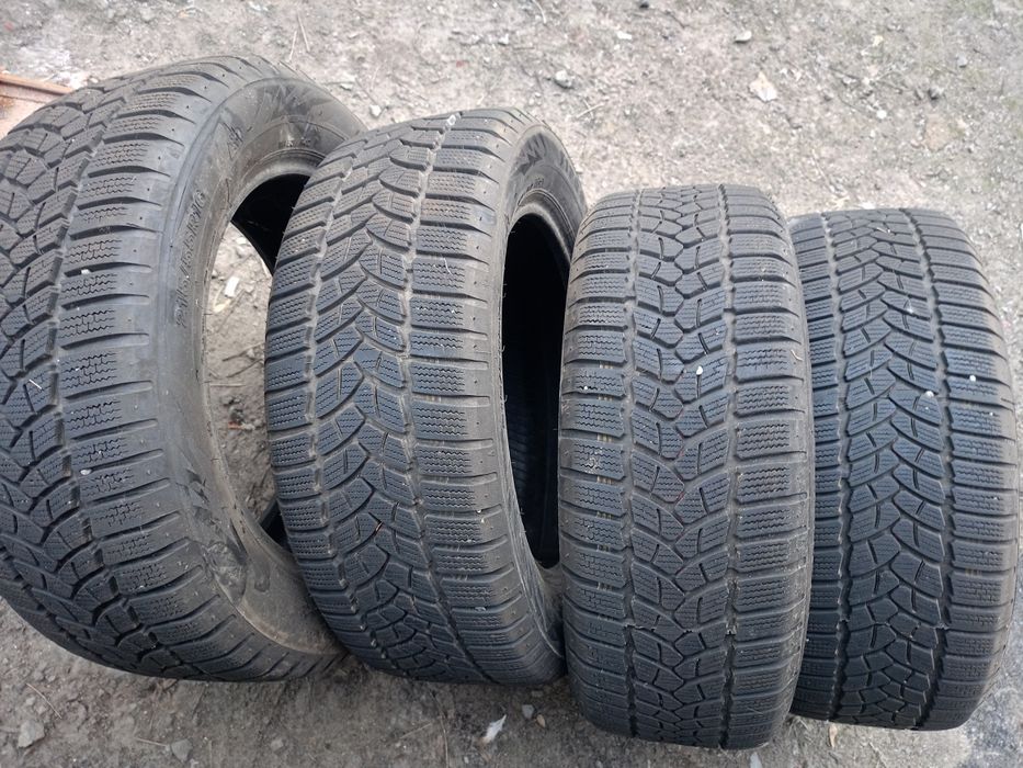 Шини Firestone 215/55/16 / 215/55 R16 зимова гума