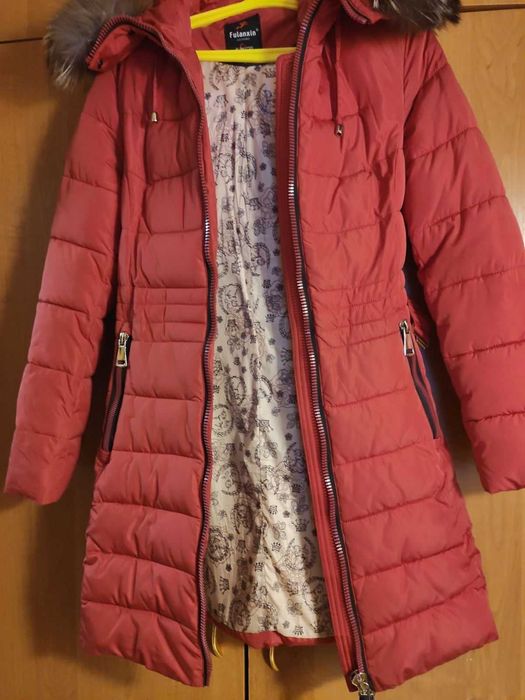 Женское зимнее полупальто