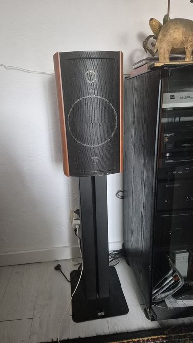 Vendo aparelhagem ou elementos