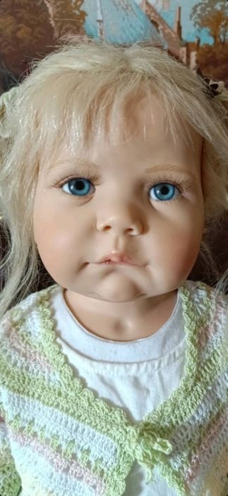 Скидка!!!Коллекционная кукла из смолы от Hildegard Gunzel.