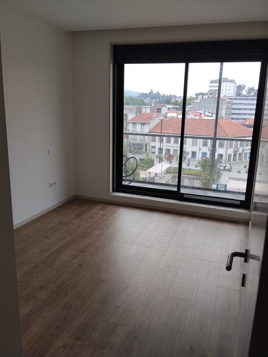 T1 novo no centro de Famalicão
