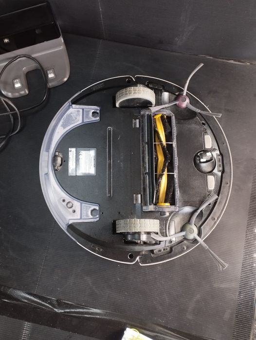 Ecovacs deebot ozmo 900 odkurzacz automatyczny