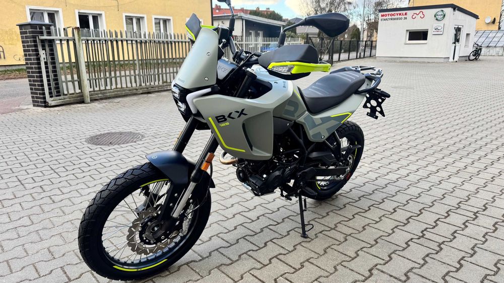 Benelli BKX 125 nowy model 2026