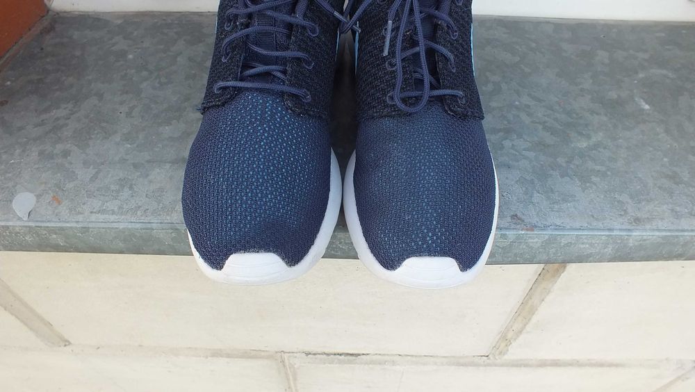 Super buty sportowe marki Nike w roz 44