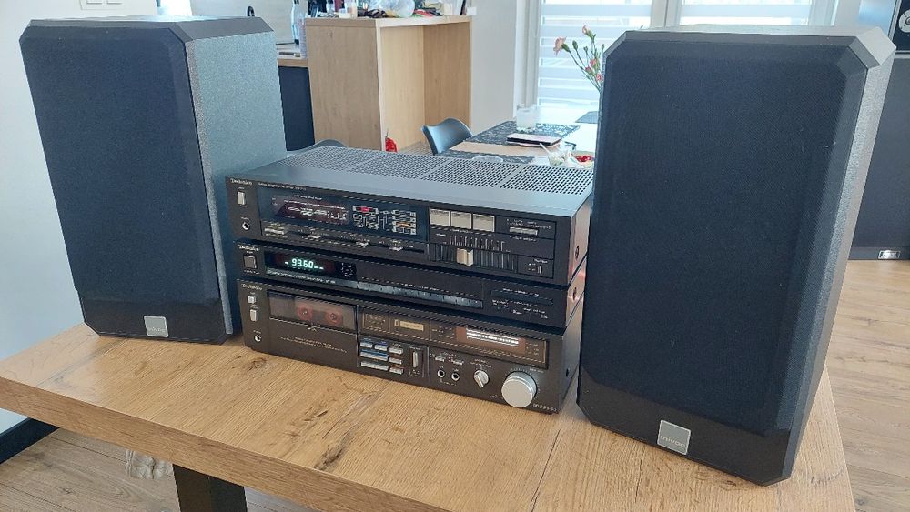 Zestaw stereo Technics +kolumny