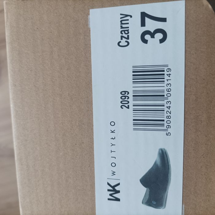 Buty chłopięce galowe 37 Wojtyłko