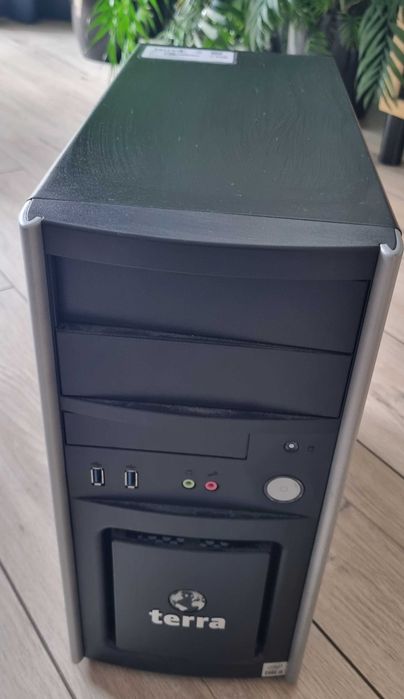REZERWACJA Komputer Terra Intel i5-10400 / 8GB RAM DDR4 / 256GB SSD M2