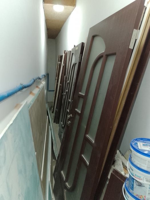 Продам межкомнатные двери б/у