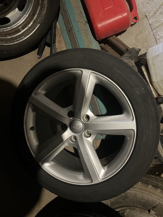 Продам з резиною диски Audi Q7