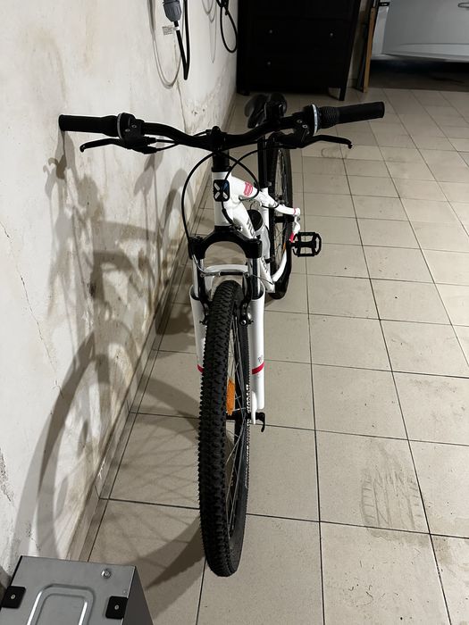 Bicicleta ST100 Branca/Rosa Tamanho S