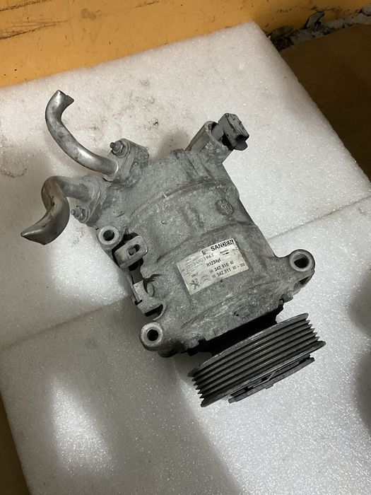 Compressor climatizacao Peugeot/Citroen