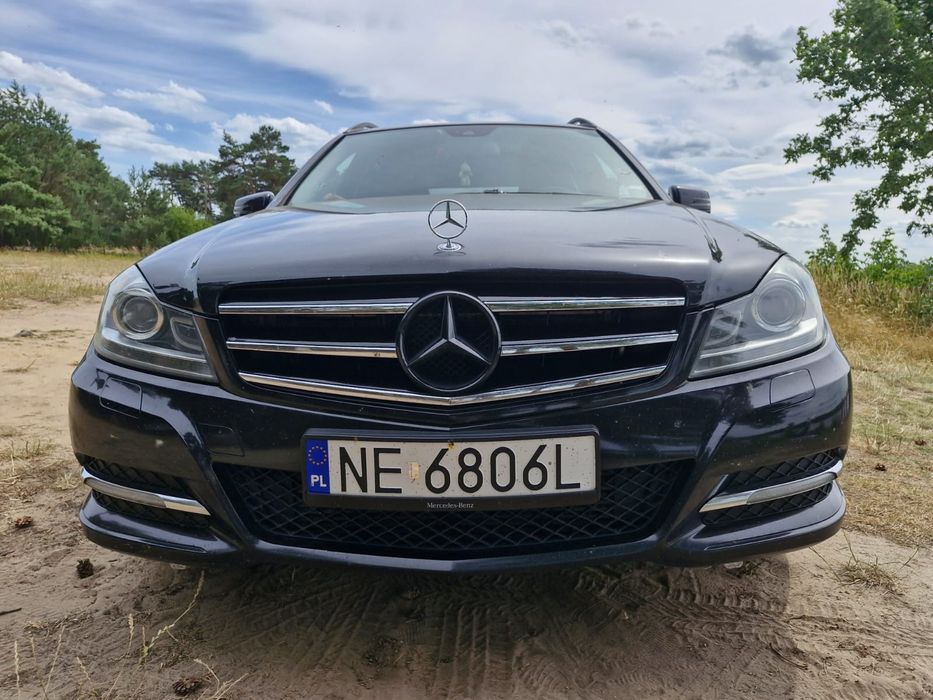 Sprzedam ewentualnie zamienie Mercedesa W 204