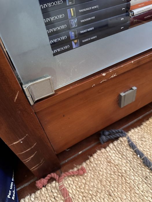 Vendo Movel Madeira envidraçado