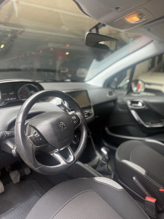 Peugeot 208 1.2 82cv Style