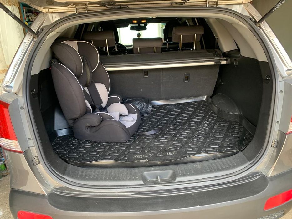 Продається доглянуте авто кіа соренто