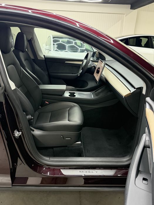 Tesla Model Y LongRange