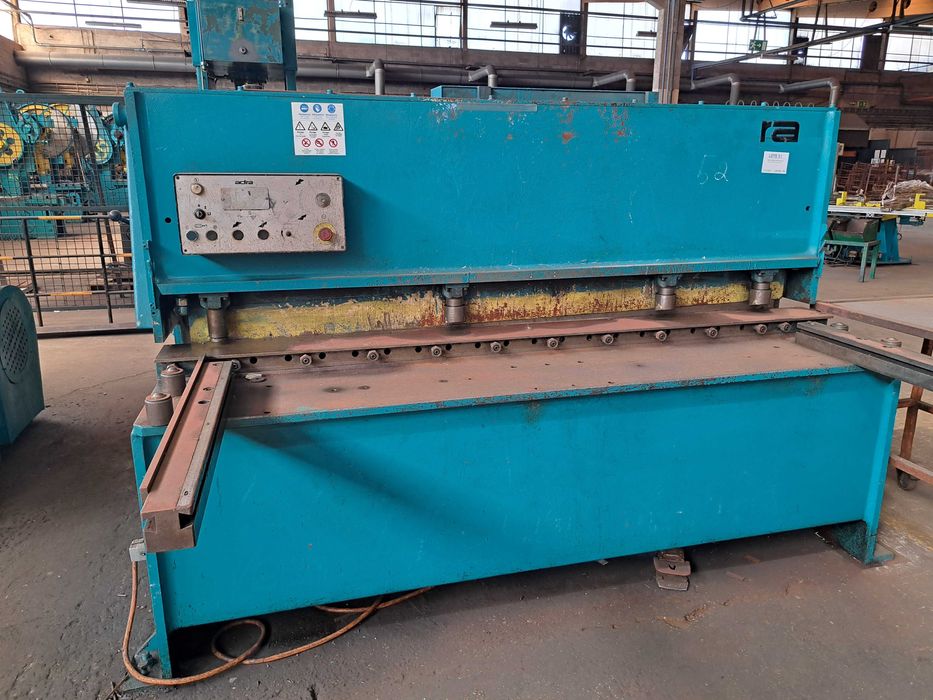 Guilhotina ADIRA modelo GHOT-0420 #FA51