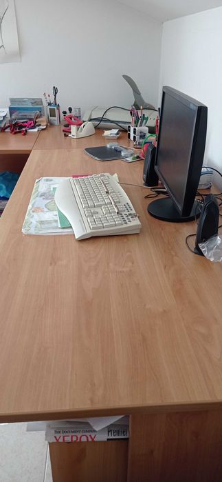 Corner Desk64282899008771120