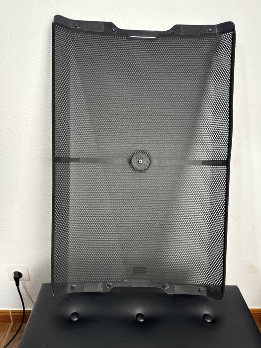 Grelha para coluna makie como novo