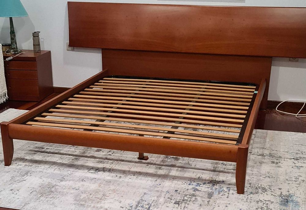 Cama de Casal Usada