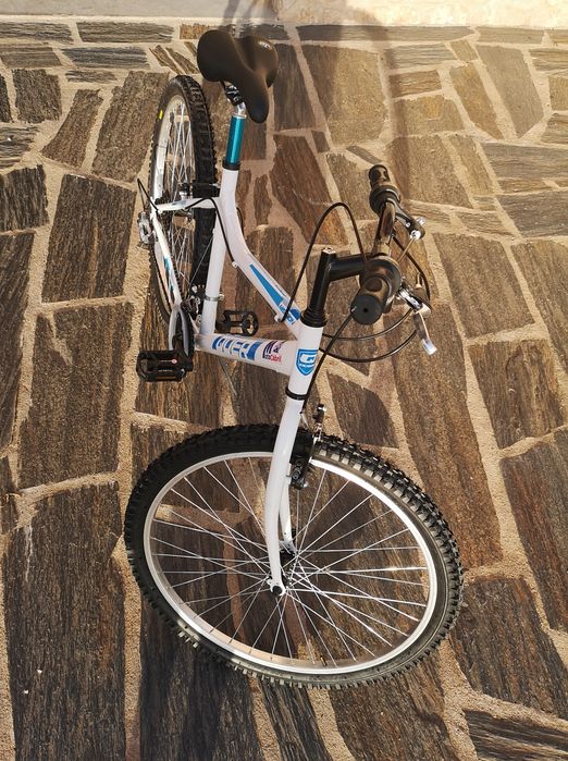 Bicicleta QÜER Mission 26" –  Nova