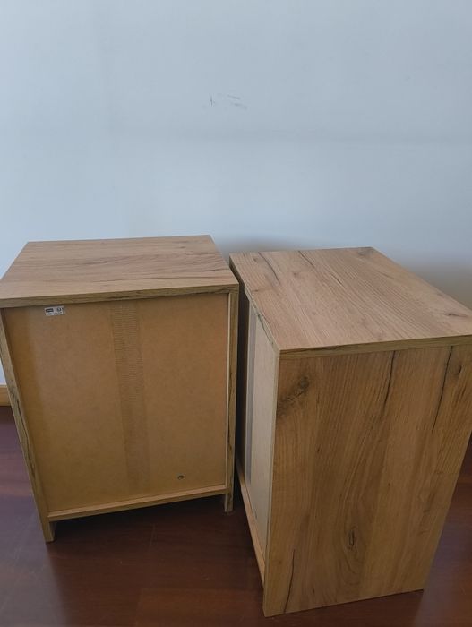 Cómoda e mesas de cabeceira Jenslev Jysk