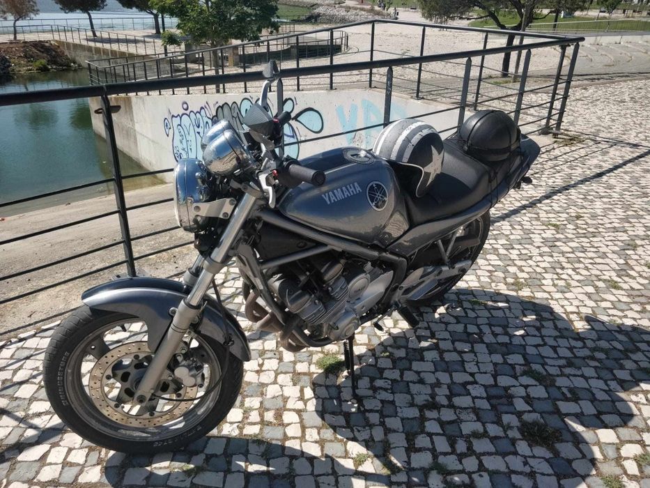 Yamaha XJ n 600 única