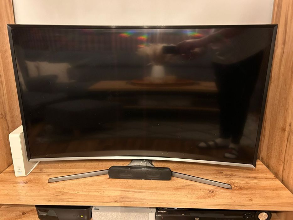 Samsung TV    47 cali PILNE