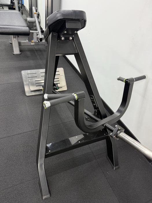 Remada T  com apoio peito [ igual a nova ]