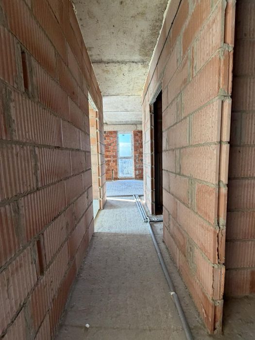 Продаж 2 км квартири в новобудові Левандівка в. Роксоляни