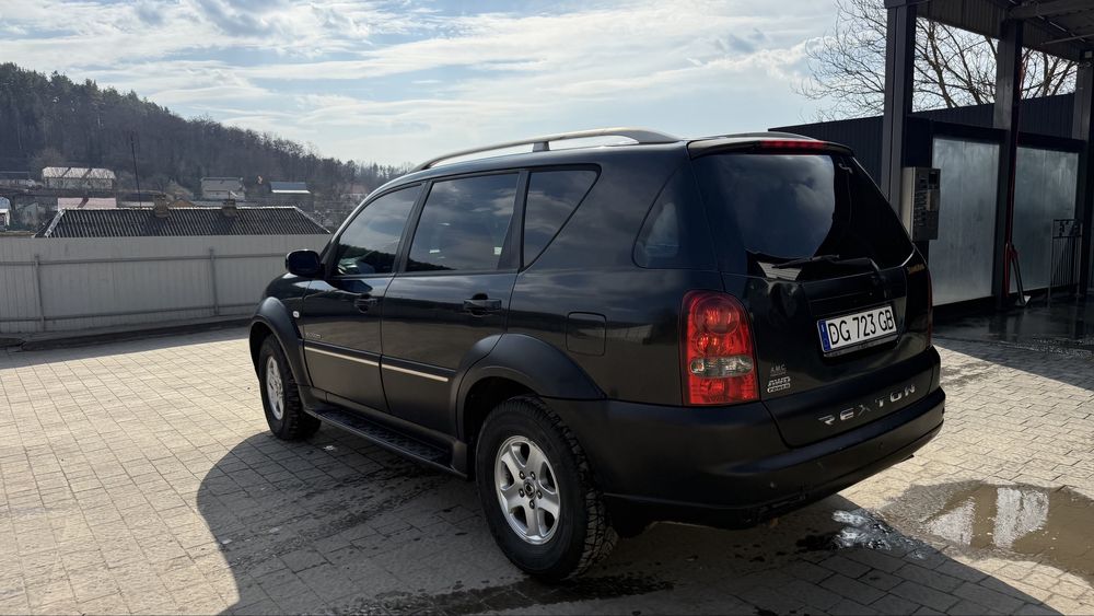 Ssangyoung  Rexton 2   2.7cdi