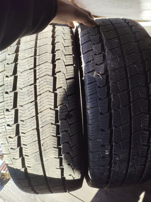 Opony wielosezonowe 235/65r16
