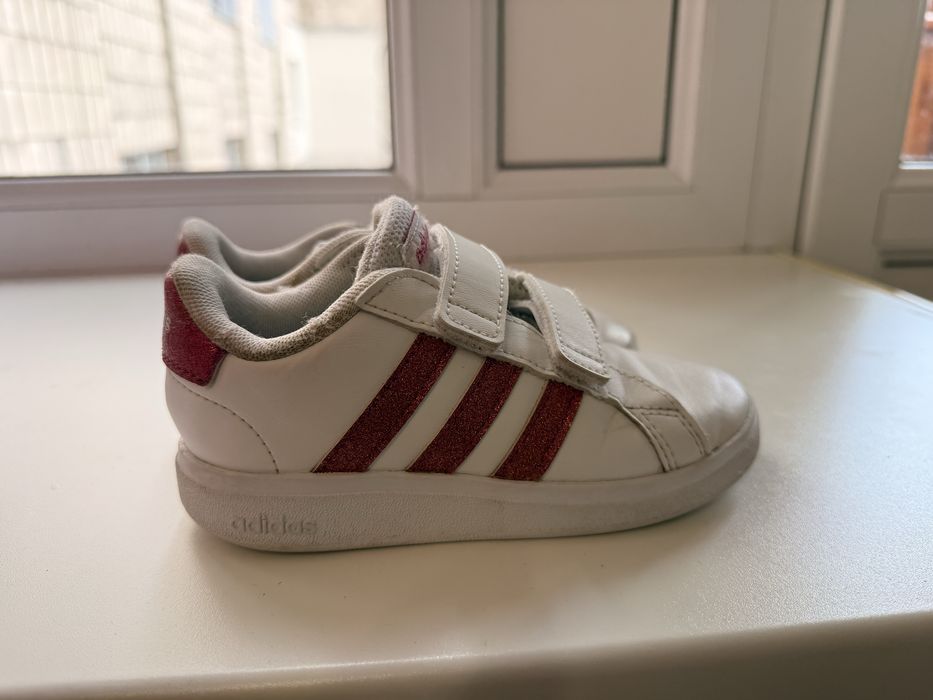 Дитячі кросівки adidas 16,5см устілка