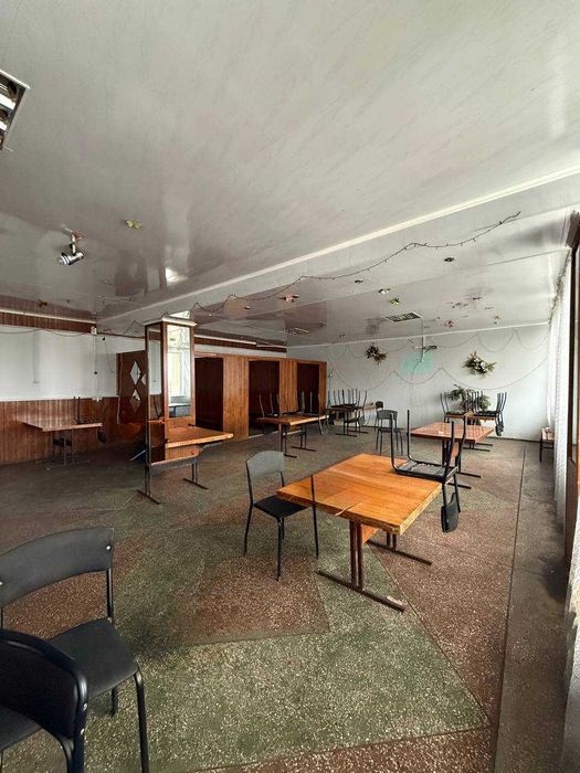 Прподаж кмерційного приміщення