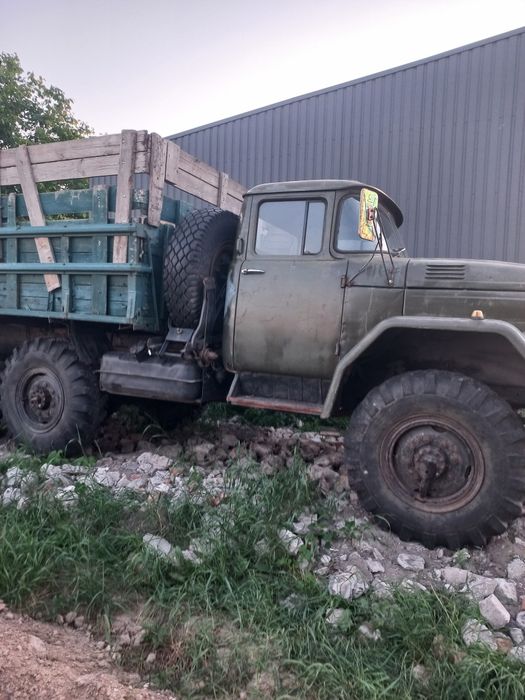 ЗІЛ 131 на повному ходу